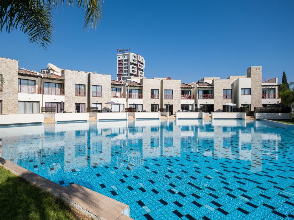 Sanders Aqua Park Resort - Precious 3-Bedroom Holiday Home With Shared Pool Лимасол Экстерьер фото